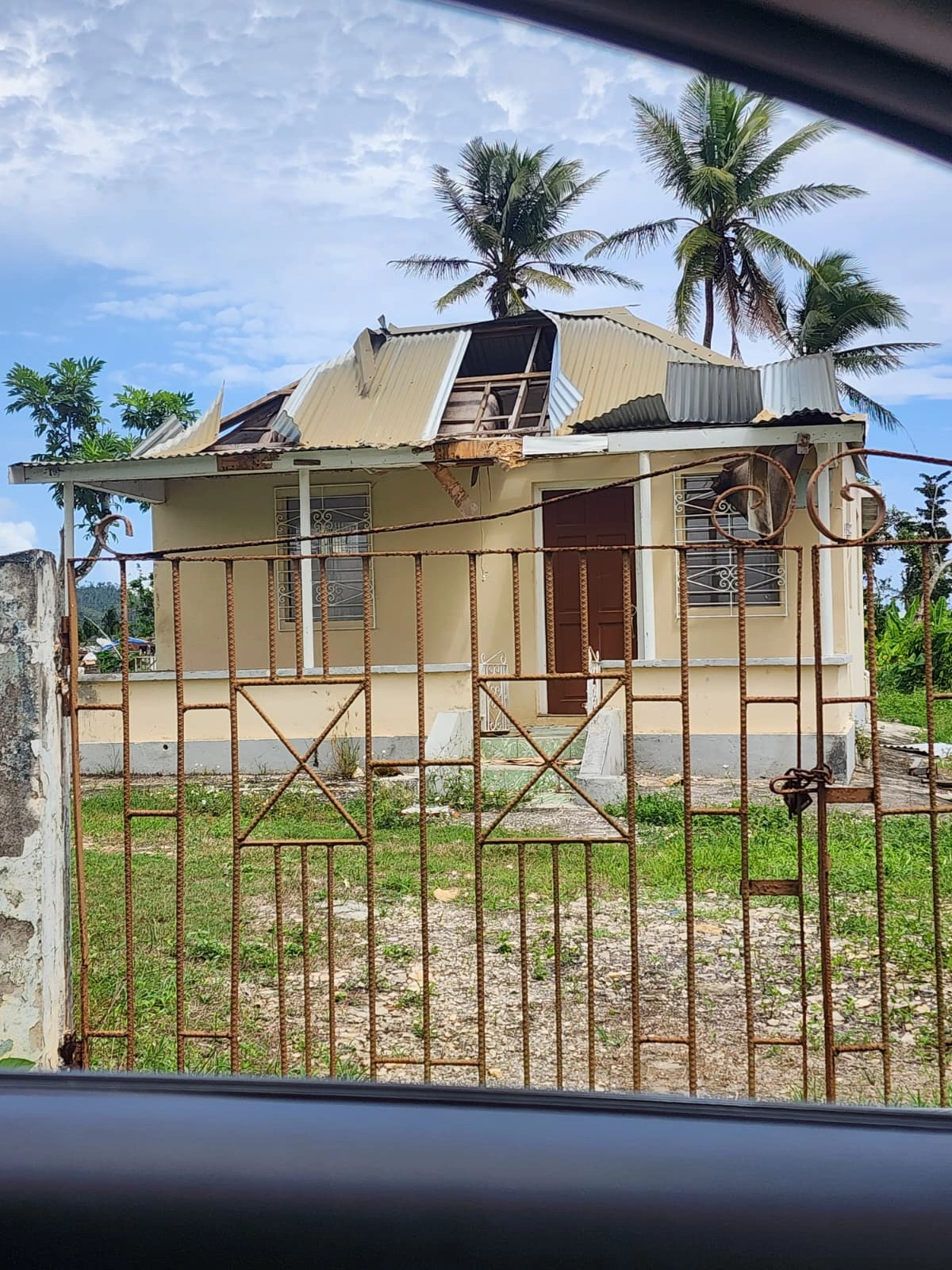 pATRICK sHIN & img ngo - hURRICANE mELLISSA (39)